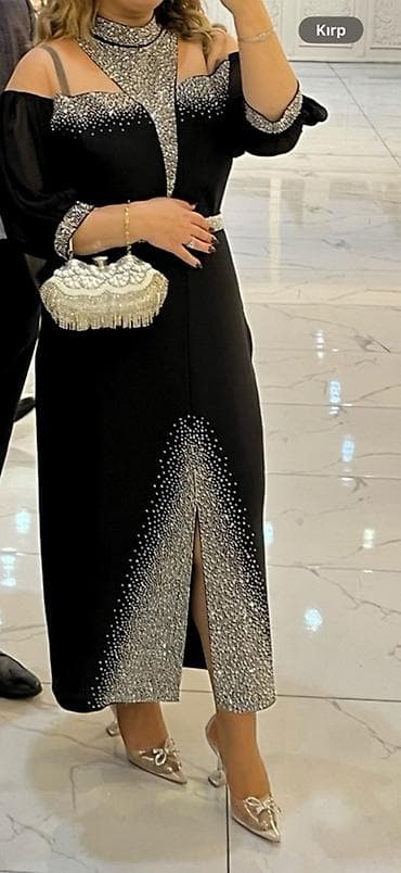 Ətəklər: Qadın geyimləri dəsti – bir neçə model 1) İki hissəli kostyum - — 2