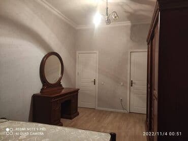 sumqayitda 17 mkr kiraye evler: Baki- Sumqayıt yolunun kənarında, Riyad ticarət mərkəzi ilə üzbəüz,12 — 5