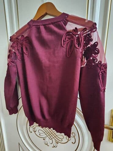 pul kiseleri: 10 AZN — 2