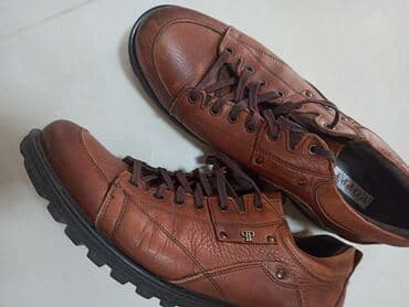 dəri gödəkçələr: Poppy galery-dən dəri ayaqqabı-44razmer.Möhkəmdir,keyfiyyətlidir — 2