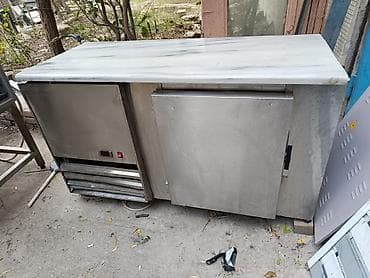 vitirin: Dəzgah soyuducu satilir. Ustu mərmərdir. Olcu 140*70.qiymət770azn — 1