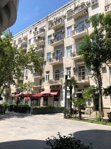 20 yanvarda 2 otaqli evler: Bakı, Sahil qəsəbəsi, 3 otaqlı, Köhnə tikili, m. Sahil, 90 kv. m — 7