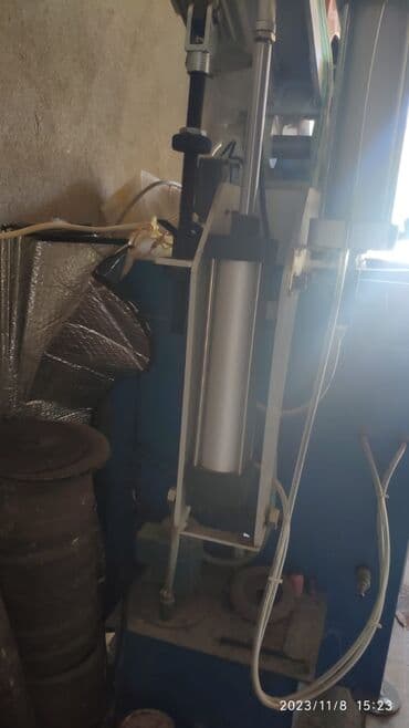 taxta kesen misar: Metal kesen misar. Hava ve su ile isleyir ozu qalxib enir Yeni kimidir — 4