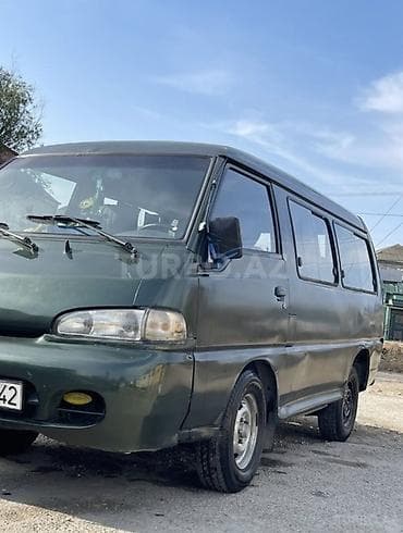 nomrə yeri: Hyundai H-100: 2.5 l | 1997 il Mikroavtobus — 2