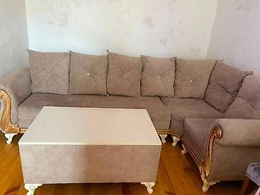 pufik divan: LaleKünc divanı + pufik • Ölçü: 3 x 1 m • Açılmır, baza yoxdur • — 1