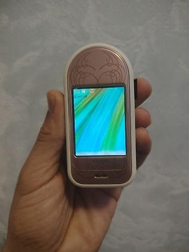 nokia 12: Nokia 8 Sirocco, 8 GB, rəng - Bənövşəyi, Düyməli — 9