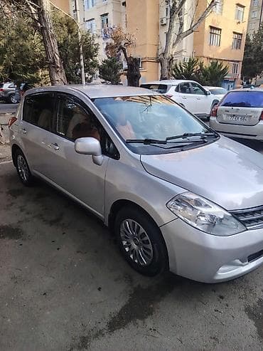 daewoo nexia satilir: Nissan Tiida: 1.8 l | 2009 il Hetçbek — 4