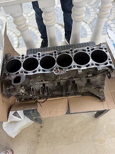 bmw satilir: BMW 2.5 m54 bloku düz-6 silindr mühərrik bloku - Orijinal BMW döküm — 4