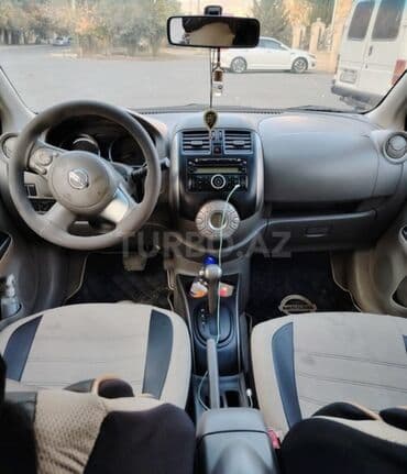 hundayi santa fe: Nissan Almera (sedan), boz rəng. Texniki xüsusiyyətlər: - Benzin — 2