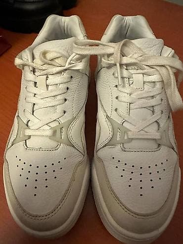 lacoste saat: Lacoste idman ayaqqabısı – ağ rəng - Brend: Lacoste (logo və — 1
