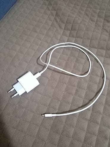 Məhsul: Apple USB‑C Güc Adapteri və Lightning kabeli dəsti