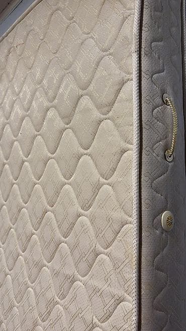 taxt satilir: Taxt və döşək dəsti Matras da verilir təzədi Təcili satılır Ünvan — 3
