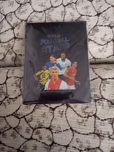 “World Football Stars” kolleksiya albomu - Futbol mövzusunda