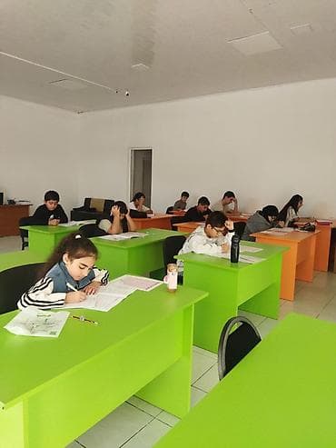 Столы и стулья: Журнальный стол, Б/у, Нераскладной, Квадратный стол — 5