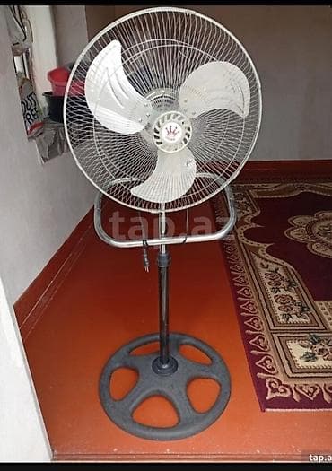 ventilator: - Salam iki ədəd Dəmirli vintiyator satılır işlənmiş biri ayagli — 1