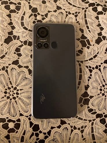 iphone x sumqayıt: İtel smartfon - Ekran: damla-notçlu tam ekran, rəngli IPS panel - — 2