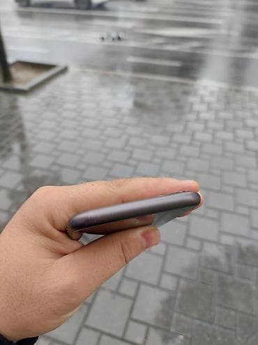 ucuz iphone x: IPhone 11, 64 GB, Qara, Face ID — 7