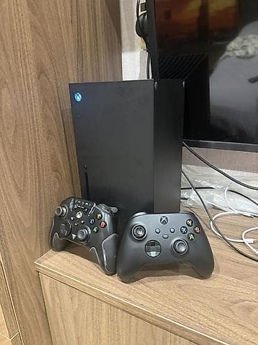 Видеоигры и приставки: Məhsul: Xbox Series X oyun konsolu + 2 ədəd pult Təsvir: - Güclü Xbox — 1