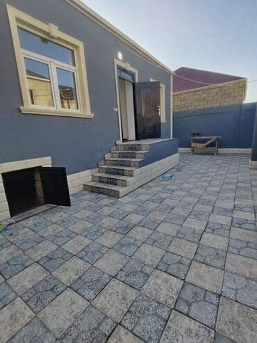 hokmelide satilan evler: Zabrad 2 . 71 nömrəli mekdebe marşuruta bağçaya marketlere 100 metr — 4