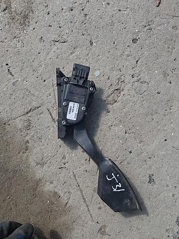 nissan micro: Nissan üçün elektron qaz pedalı (accelerator pedal assembly) - — 2