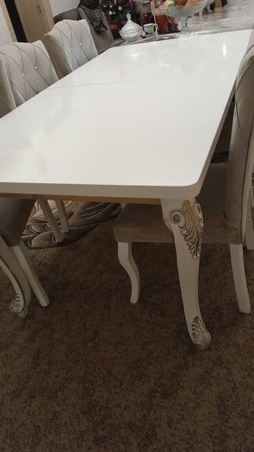 qonaq masası: İşlənmiş, Masa və oturacaqlar, Kredit yoxdur — 1