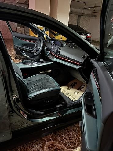 bmw m3 e92: Changan Uni-V: 1.5 l | 2024 il 23000 km Sedan — 8