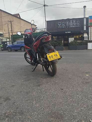 disk: Yongfu skuter/moped - Kuzov rəngi: qırmızı-qara - Nömrə lövhəsi: “00 — 1