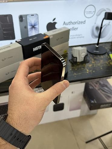 iphone se 4 qiyməti: IPhone 12 Pro, 128 GB, Graphite — 5