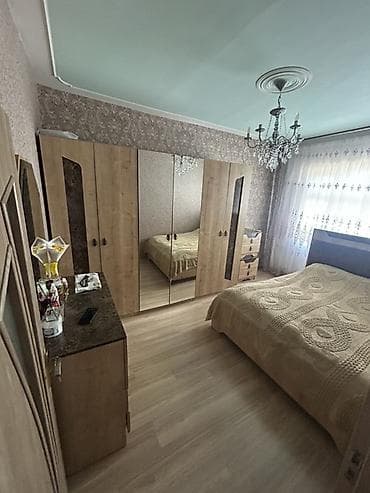 7ci mikrorayon kiraye evler: 3 otaqlı mənzil-orta təmirli - Geniş qonaq otağı - Yataq otağı 2 - — 2