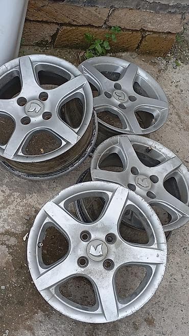 disklər 4 bolt: Salam azsamantin üstünnən çıxıb çatı svarkasi əyrisi yoxdu yaxşı — 1