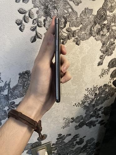 bluetooth usb: Samsung Galaxy S10, 128 ГБ, цвет - Черный, Беспроводная зарядка — 5