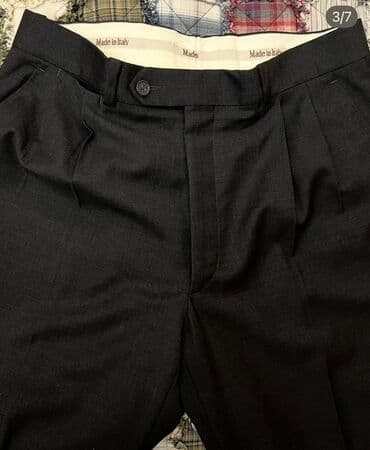 приталенные мужские костюмы: Классические Мужские брюки, цвет - Черный — 3