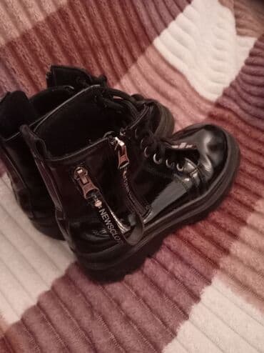 Bodi: Uşaq üçün qara laklı botlar - Model: bağlamalı və yan tərəfdən ikiqat — 1