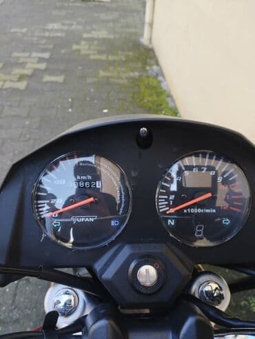 moped tufan m50: Tufan - m50n, 50 sm3, 2024 il, 1000 km — 2