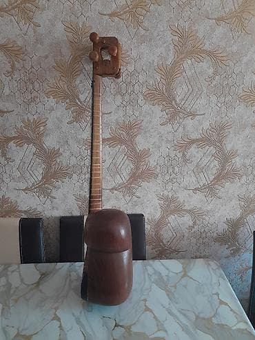 Saz: Tarın təxmini 170-180 yaşı var. Şəkidə məhşur ustalar tərəfindən — 3