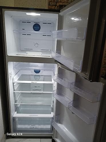 bryusa xolodilnik: 2 qapılı Samsung Soyuducu Satılır, rəng - Gümüşü, Təkərli — 1