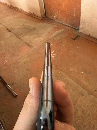 hard disk 3 tb: IPhone 11 Pro, Matte Midnight Green, Simsiz şarj — 5