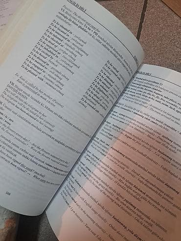 CD, DVD disklər və kassetlər: İller ferqli olsada içleri eynidi seliqeyle istifade olunub — 2