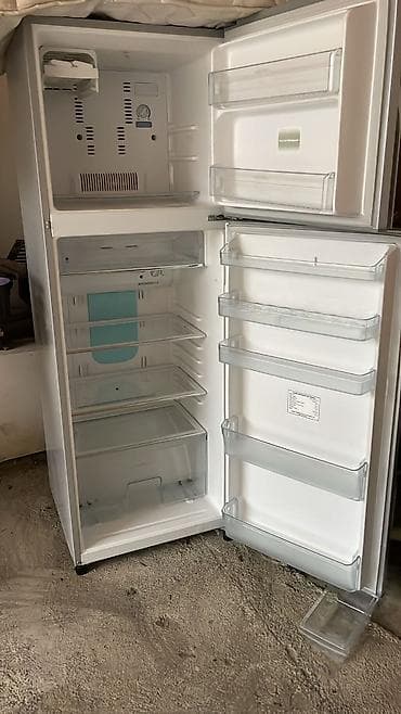 Soyuducu
290azn
Sulutepe 9911 leli lalafo.az -da — 1 Soyuducu
290azn
Sulutepe 9911 leli — 1