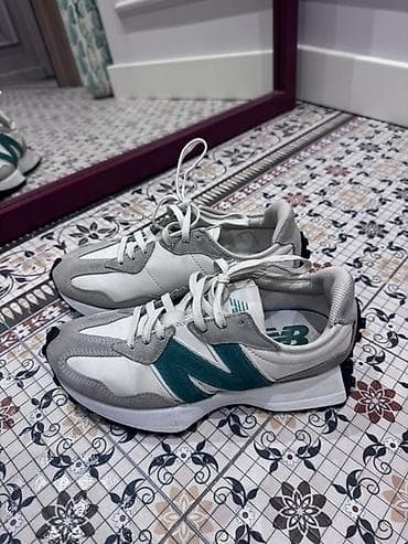 красовка: New Balance kadın idman ayaqqabısı - Model: New Balance 327 siluetinə — 3