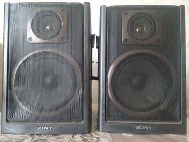 Qulaqcıqlar: Panasonic 50 manat Aıwa 45 manat Sarı kalonka 50 manat Sony (kvadrat) — 9