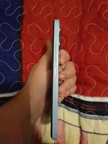 smart lock qw: Redmi smartfon - Korpus: açıq mavi rəng, düz kənarlı dizayn - Arxa — 3