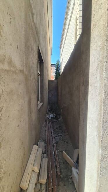 komsomol dairesi: 4 otaqlı, 160 kv. m, Kredit yoxdur, Orta təmir — 7