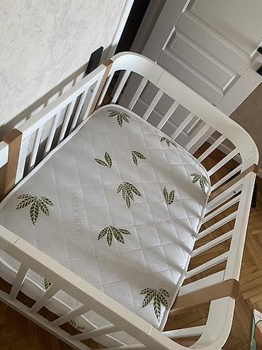 intex matras: Oğlan və qız üçün, İşlənmiş, Yumru, Beşik, Dəst ilə, Matras ilə, Yellənmə mexanizm ilə — 1