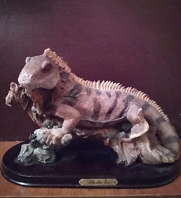 statuya: Heykəlciklər — 1