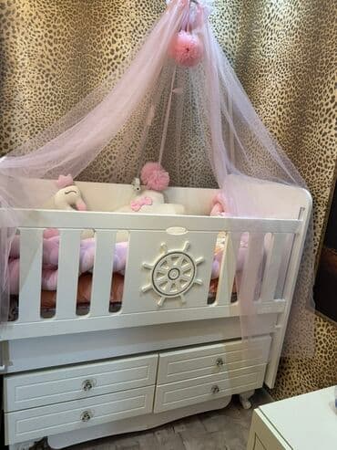 qarmoşka boru: Qız üçün, Dördbucaq, Beşik, Dəst ilə, Yellənmə mexanizmsiz — 6