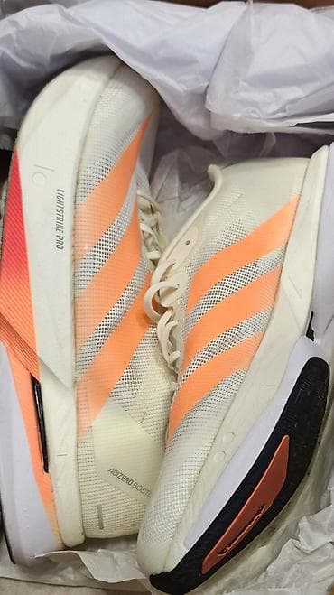 krosofka: ADIZERO BOSTON 13 Всего на 100 км ипользованы В хорошем состоянии — 4
