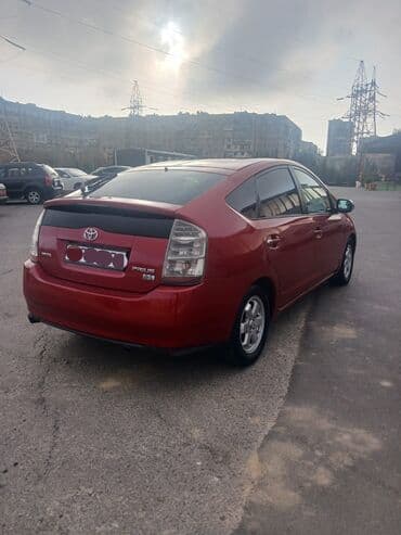 maşın ucun pec: Toyota Prius: 1.5 l | 2007 il Sedan — 2