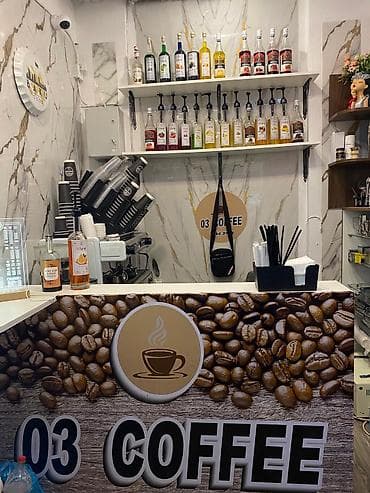 Restoran, kafe avadanlığı: Kofe aparati 7500 azn e alinib Kofe uyuden 1200 azn e alinib — 10