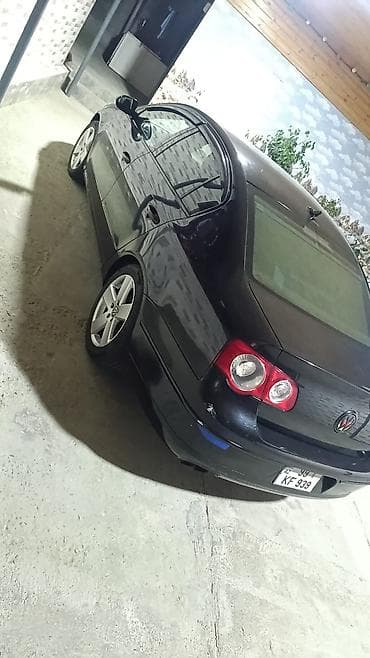 Volkswagen Passat: 2 l | 2007 il Sedan — 3